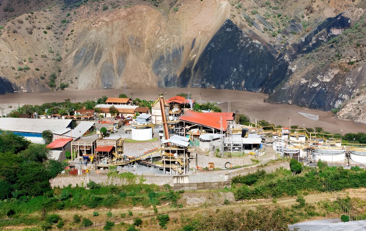 Minera Poderosa no descarta explotar cobre en sus futuros proyectos