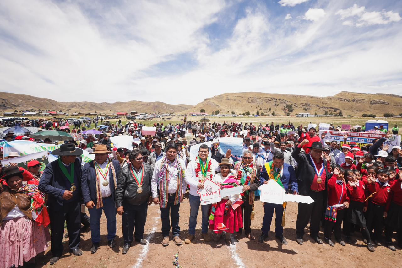 ¡Más familias protegidas en Puno! Ministerio de Vivienda entregó 38 viviendas rurales Wasiymi en Cabanillas y Mañazo