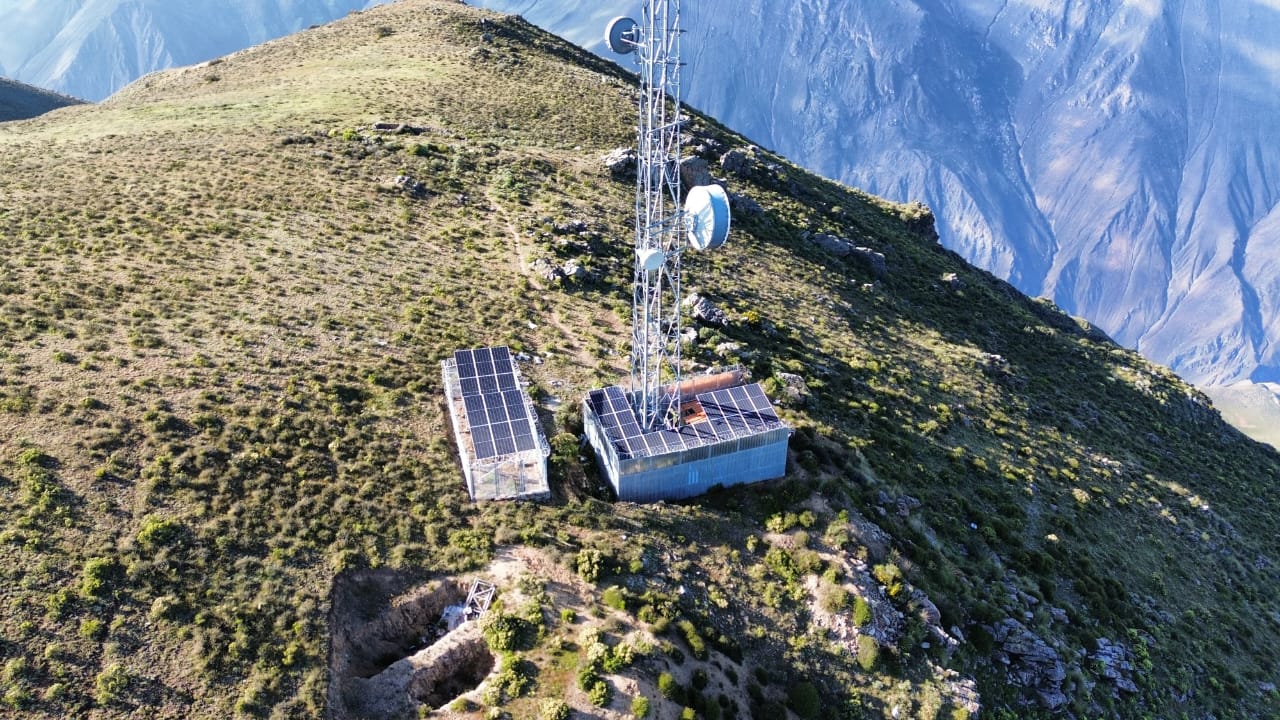 Cómo reducir emisiones de CO₂ en sectores de alto consumo energético