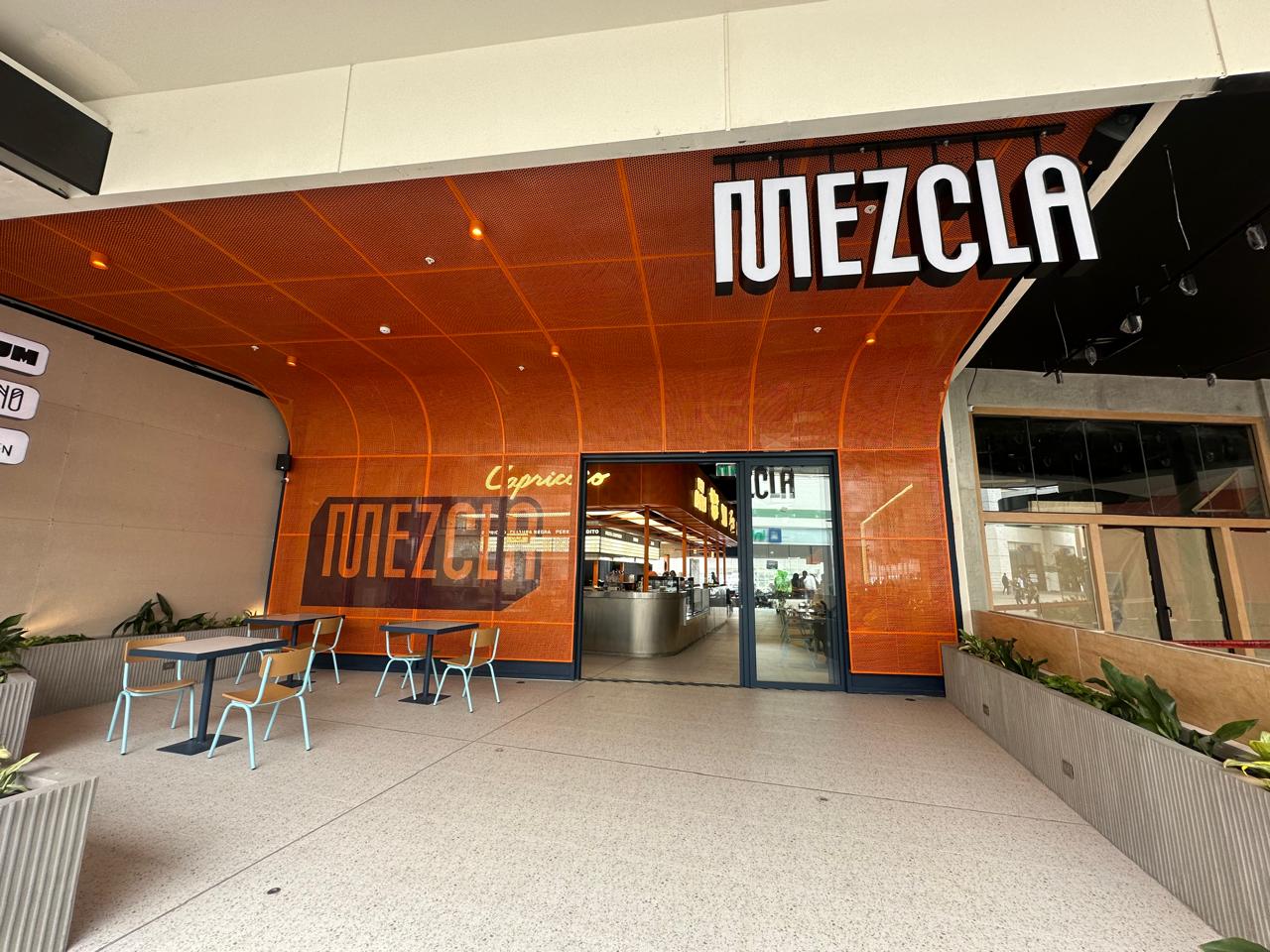 Mall Aventura Arequipa consolida su propuesta gastronómica con la llegada de Mezcla y Shimaya