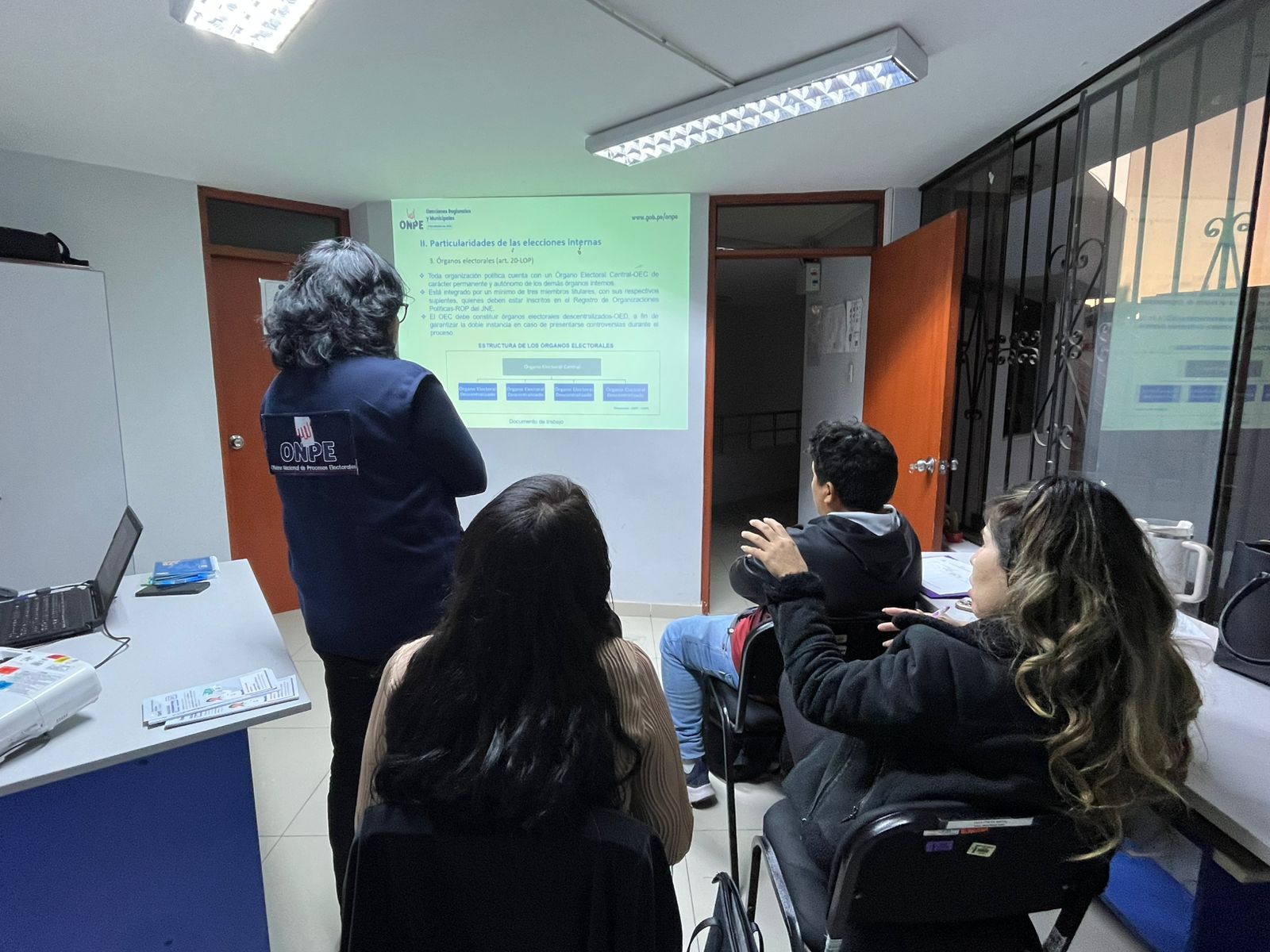 ONPE inicia impresión de las cédulas de sufragio para las elecciones primarias
