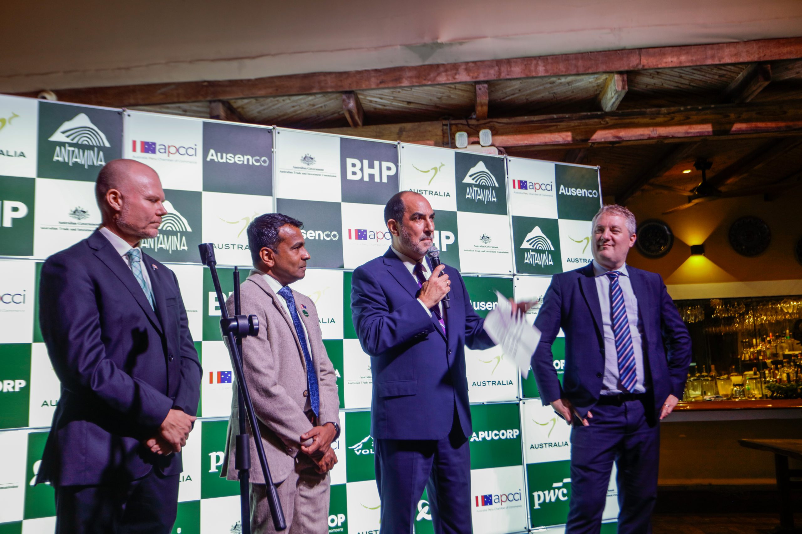 Perú prepara ofensiva para captar inversiones en Australia y posicionarse como potencia de minerales críticos
