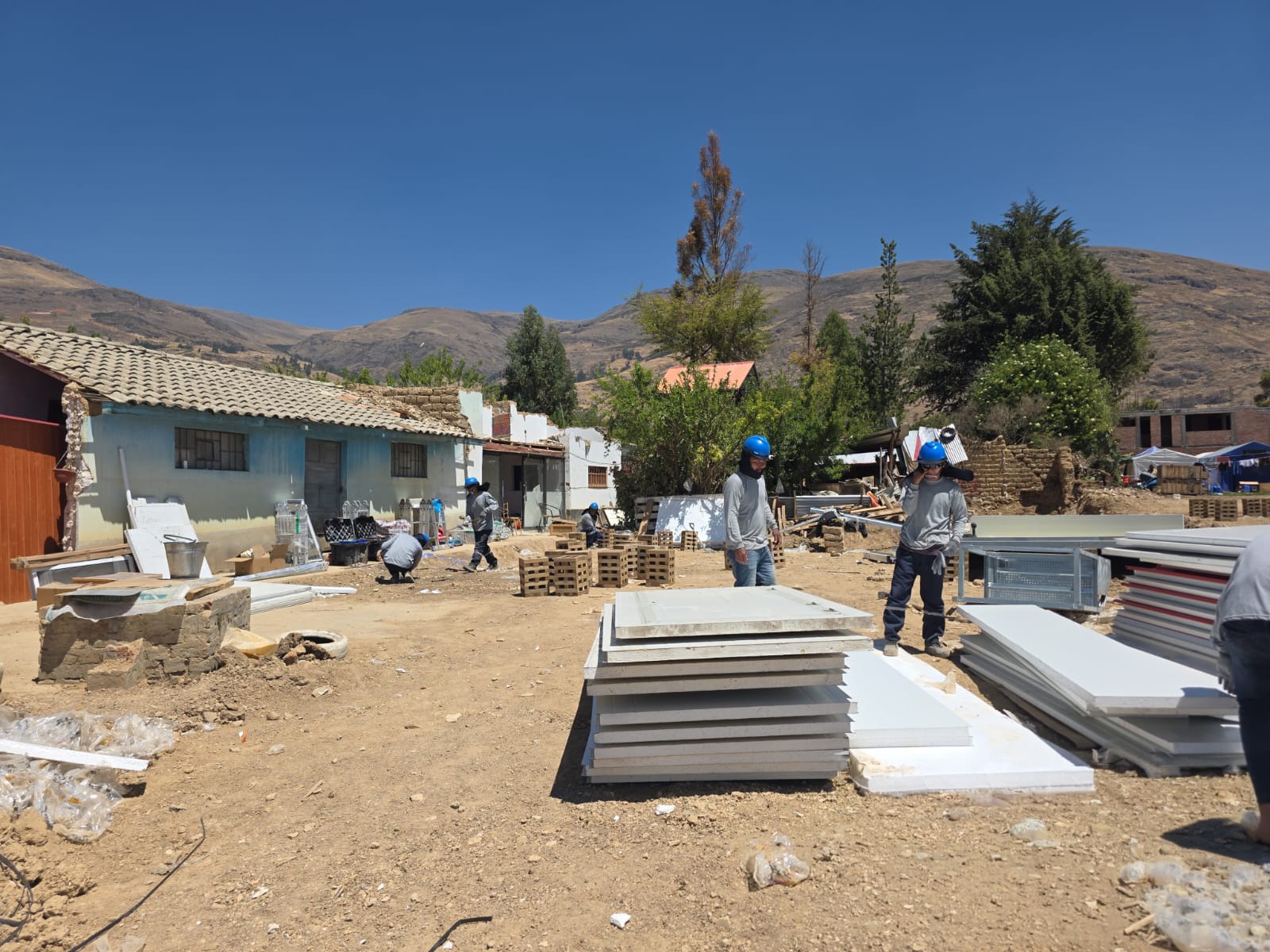 Ministerio de Vivienda amplía atención a familias damnificadas por sismo en Junín con 68 nuevos módulos temporales